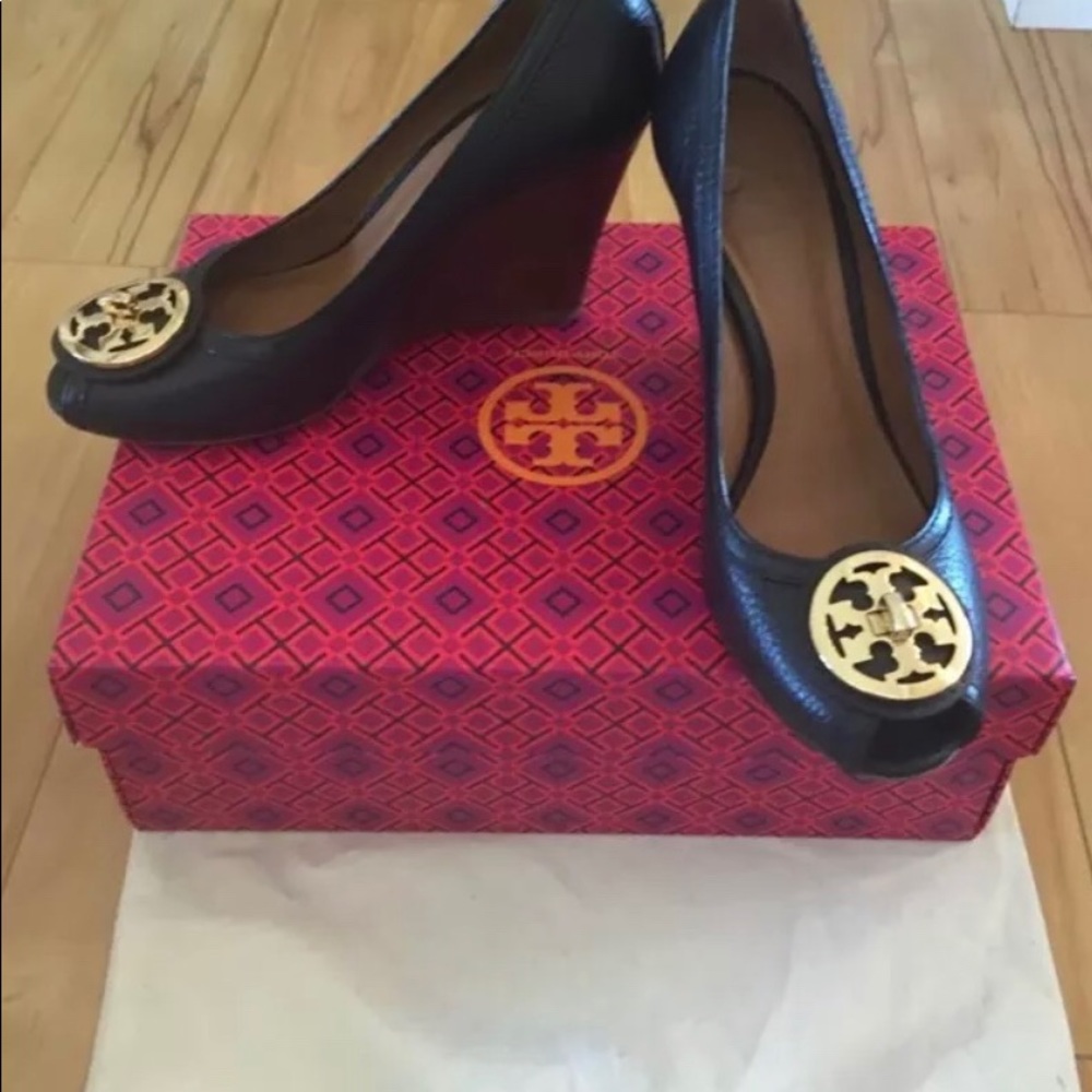 Tory Burch 7 M black leather